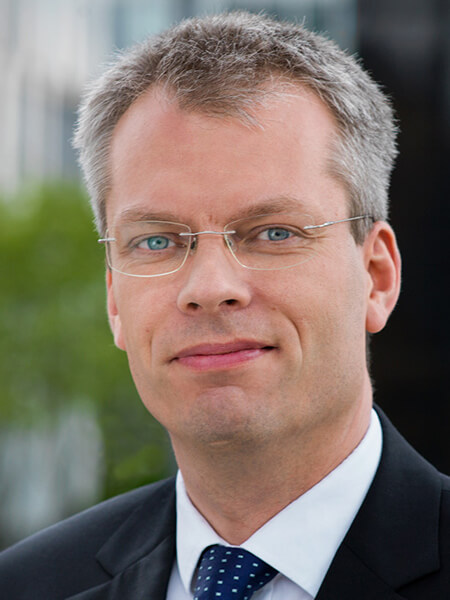 Dirk Beyer: Angestellter Rechtsanwalt, Fachanwalt für Steuerrecht, ehemaliger Sachgebietsleiter für Betriebsprüfung und Steuerfahndung - LHP Rechtsanwälte